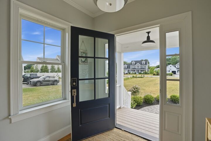Property Photo:  11 Carriage House Way  MA 02066 