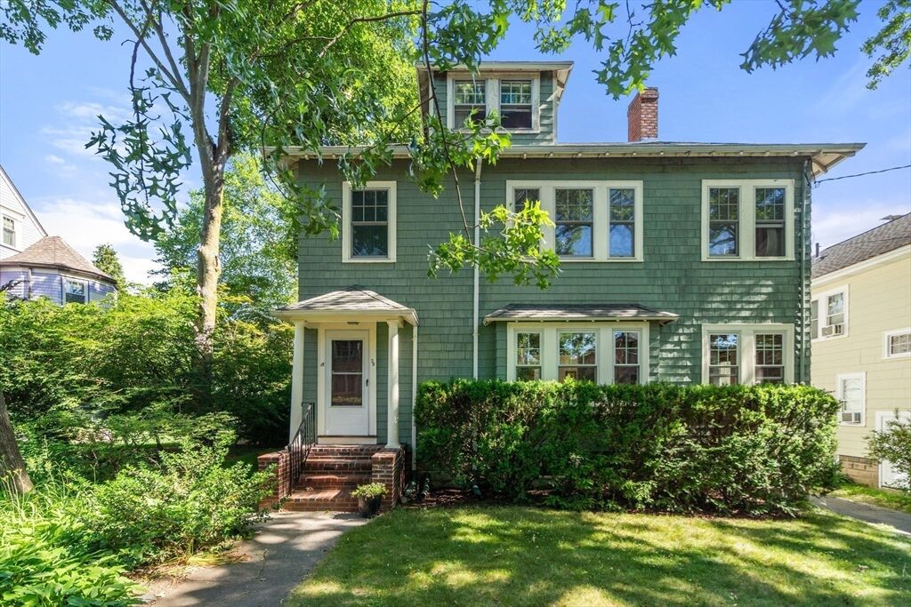 Property Photo: 20 Lawndale Street 20 MA 02478
