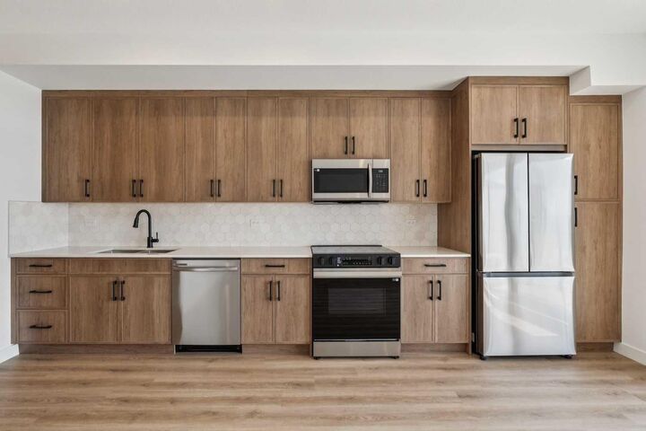 Property Photo:  3700 Seton Avenue SE 3402  AB T3M 4J1 