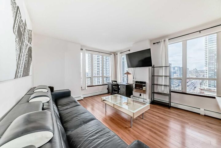 Property Photo:  1053 10 Street SW 915  AB T2R 1S6 