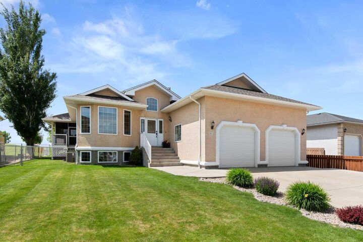 18 Riverview Drive SE — photo 1