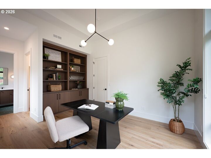 Property Photo: 4487 Westbay Rd OR 97035