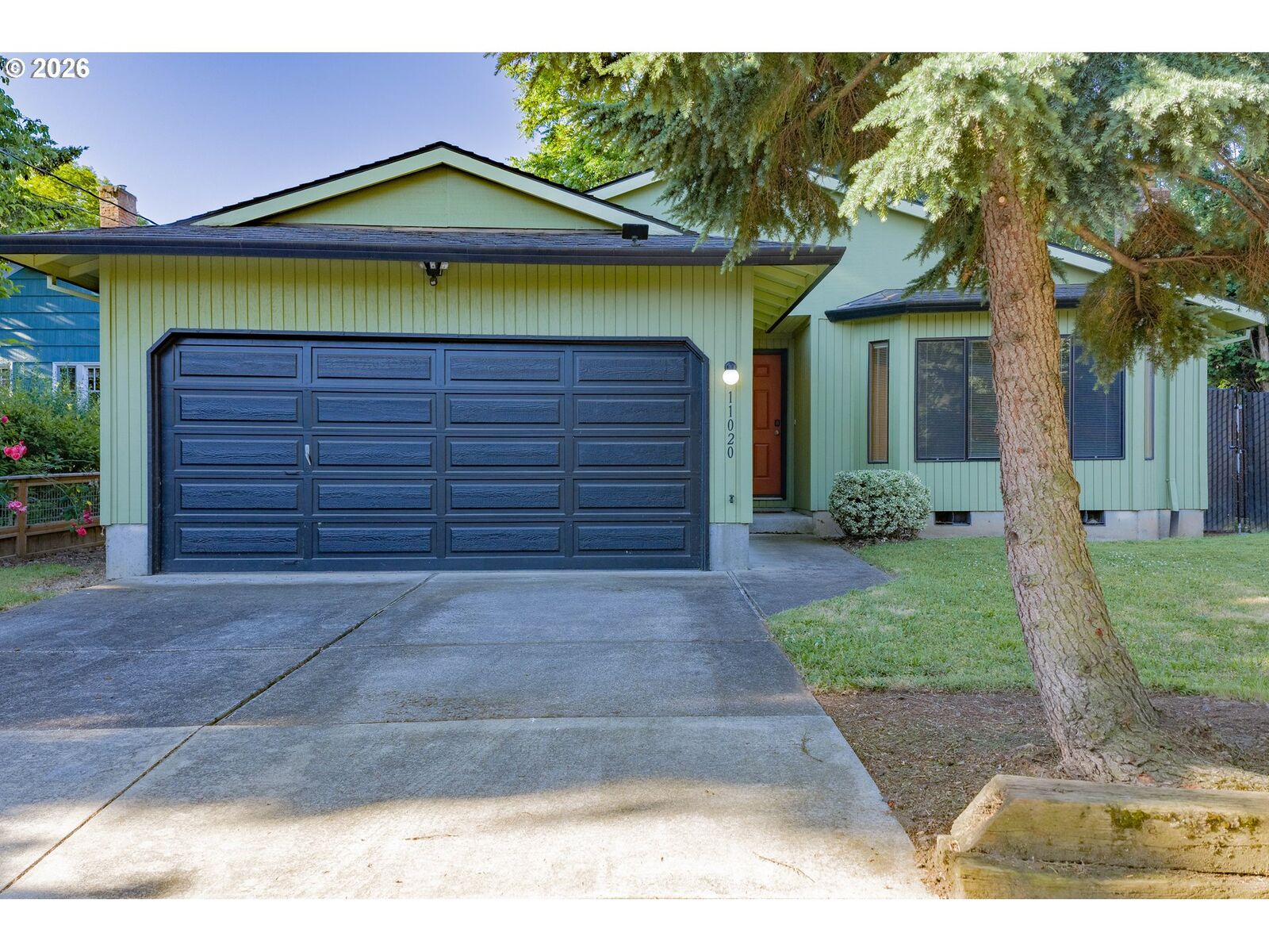 Property Photo: 11020 NE Prescott St OR 97220