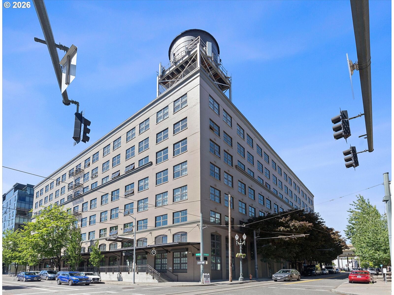 Property Photo:  1420 NW Lovejoy St 327  OR 97209 