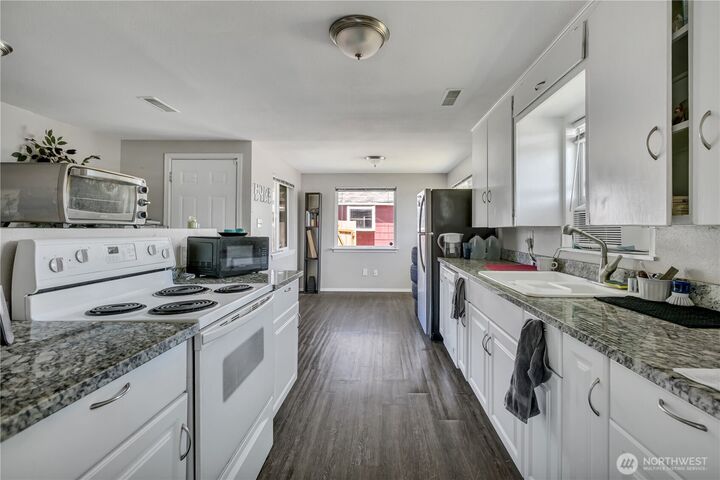 Property Photo:  7048 S Oakes Street  WA 98409 