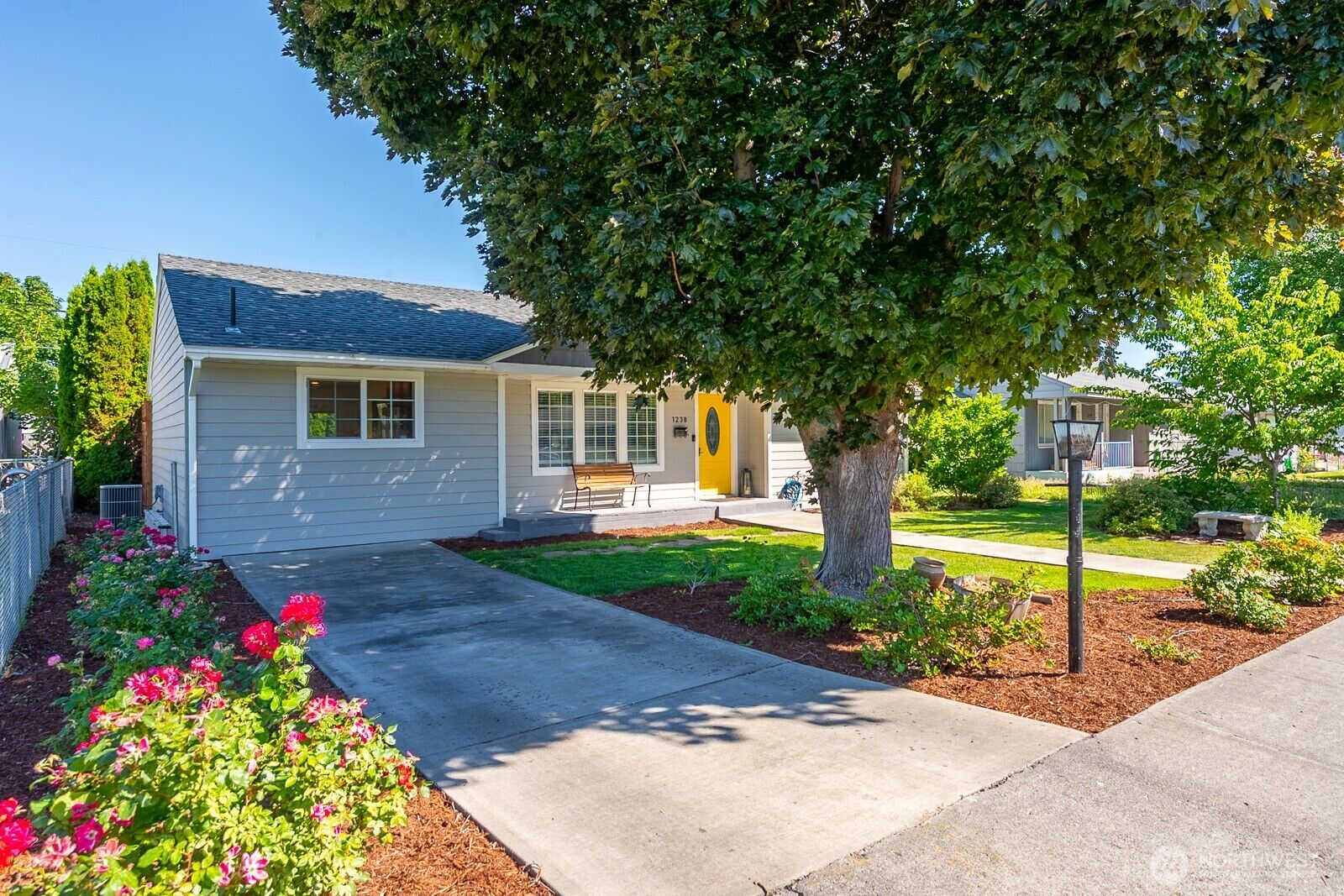 Property Photo: 1238 D Street SW WA 98823