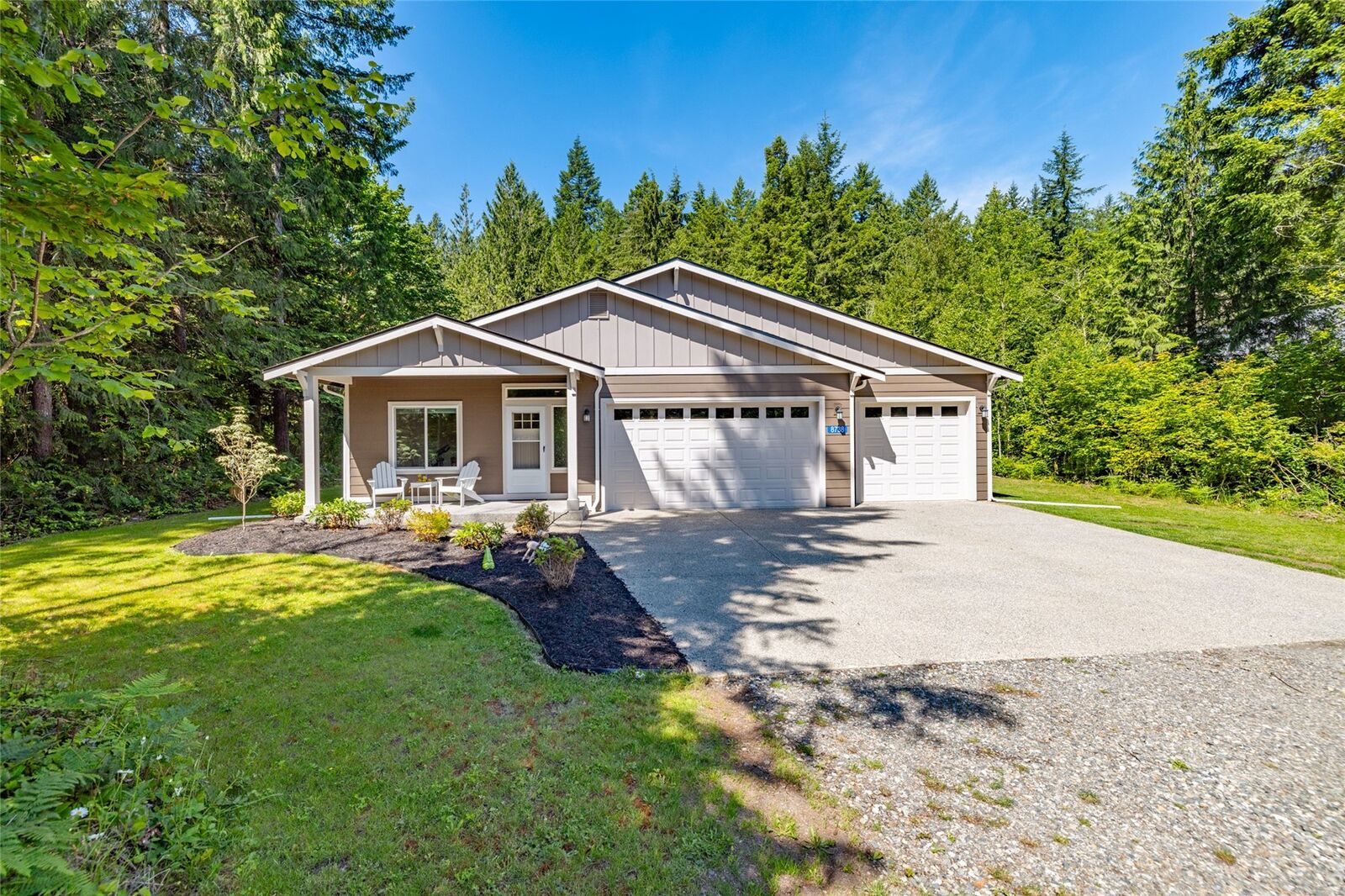 Property Photo:  8738  Timberland Court  WA 98237 