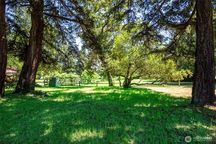 Property Photo:  820  Guard Street  WA 98250 