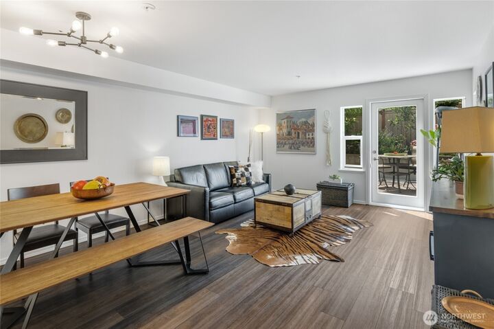 Property Photo: 2901 S Jackson Street 304 WA 98116