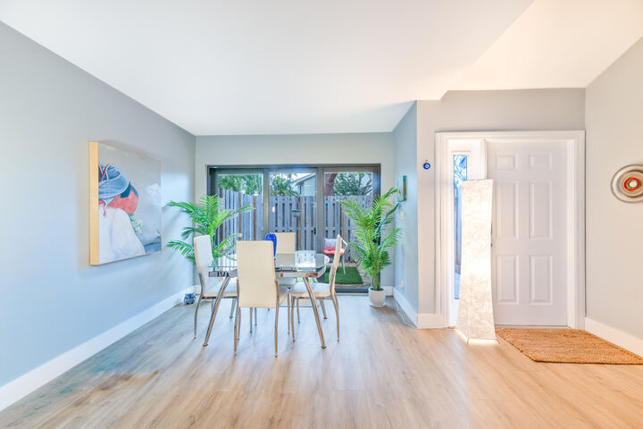 Property Photo: 308 City View Drive FL 33311