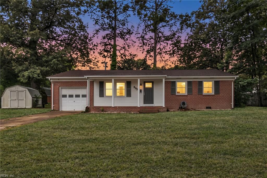 Property Photo:  885 Butte Cir  VA 23608 