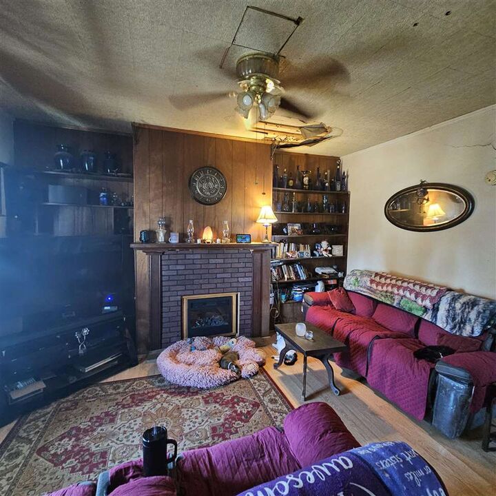 Property Photo: 715 S 21st Street IN 47362