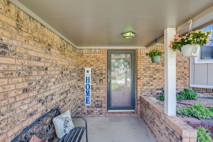 Property Photo: 1741 N Byron KS 67212