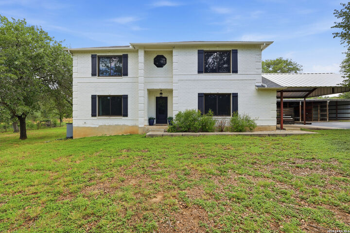 Property Photo: 302 Whispering Oaks TX 78101