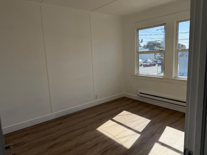 Property Photo:  6 Carr Street  CA 94124 