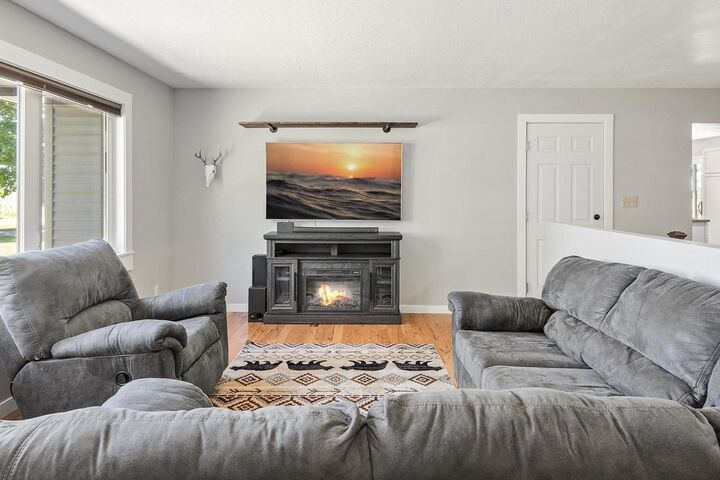 Property Photo:  W13112 Olden Road  WI 54971 