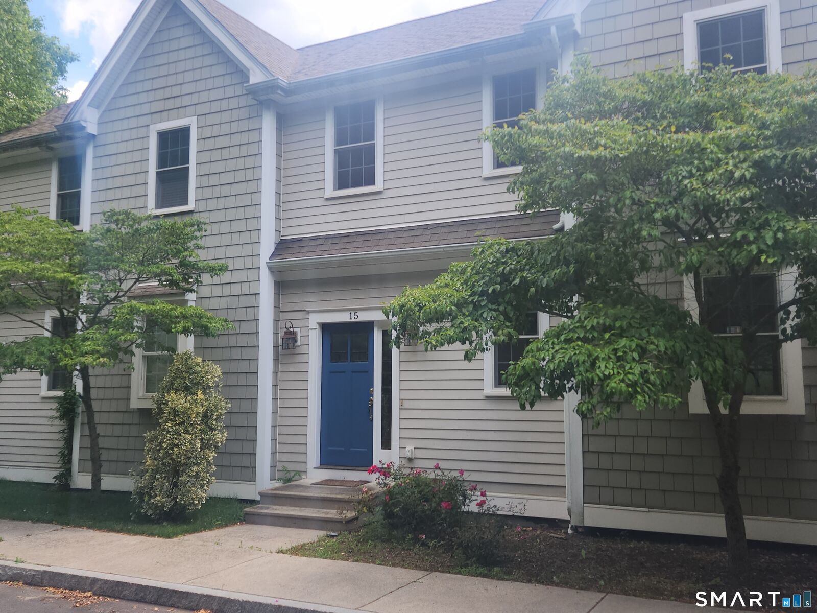 Property Photo:  190 South Thames Street 15  CT 06360 