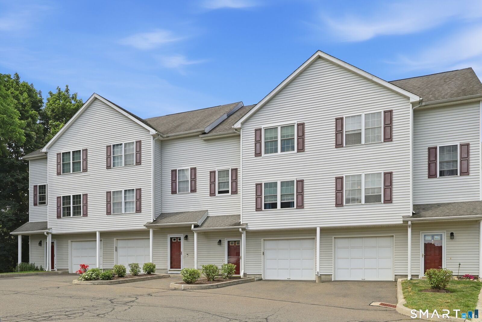 Property Photo: 11 Mannions Lane 8 CT 06810