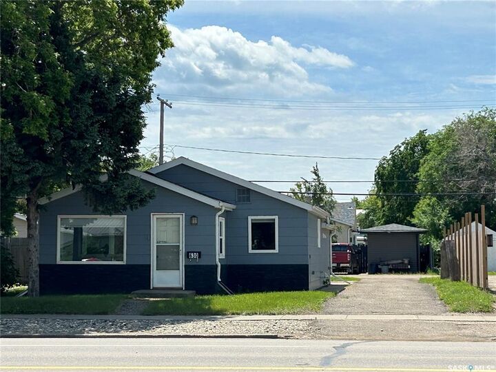 630 4th Street — photo 1