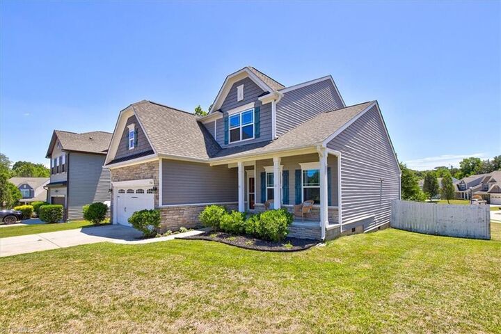 Property Photo:  2504 Steep Oak Court  NC 27265 