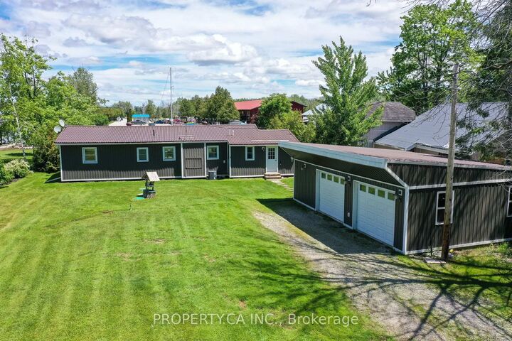 Property Photo: 4099 Glen Cedar Drive ON L3V 6H7
