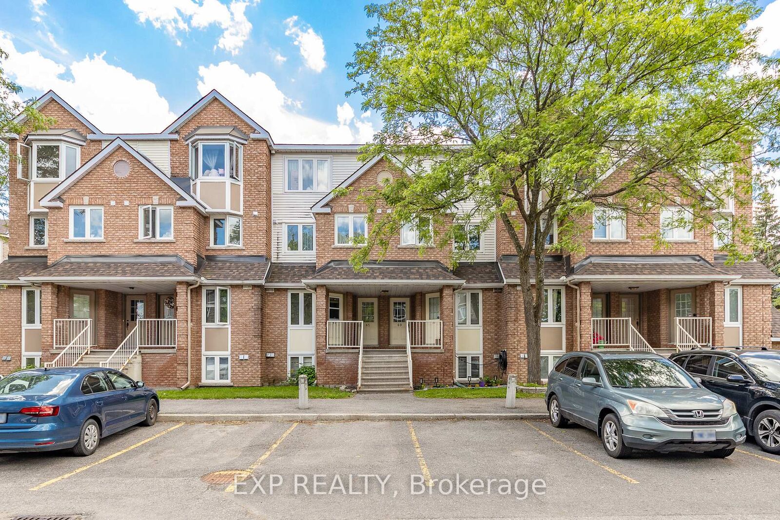 Property Photo: 69 Briston Private 26 ON K1G 5P8