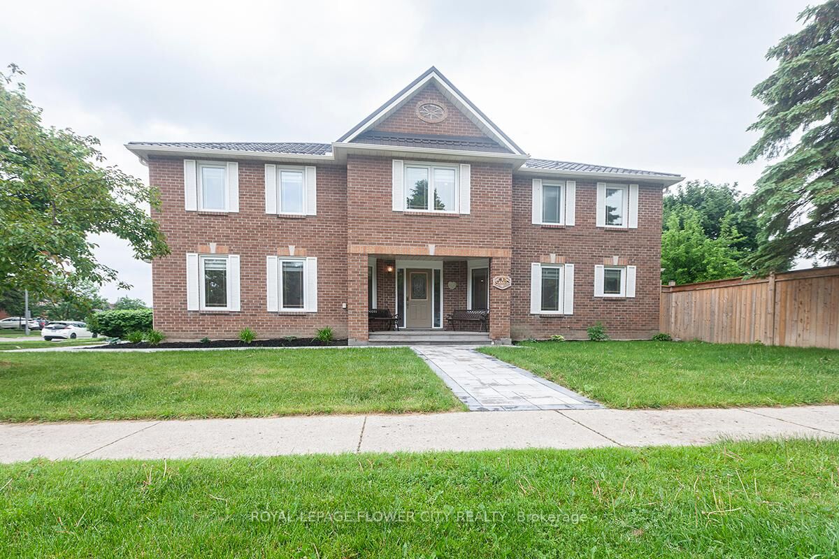 Property Photo: 1 St Michaels Crescent ON L7E 5Z6