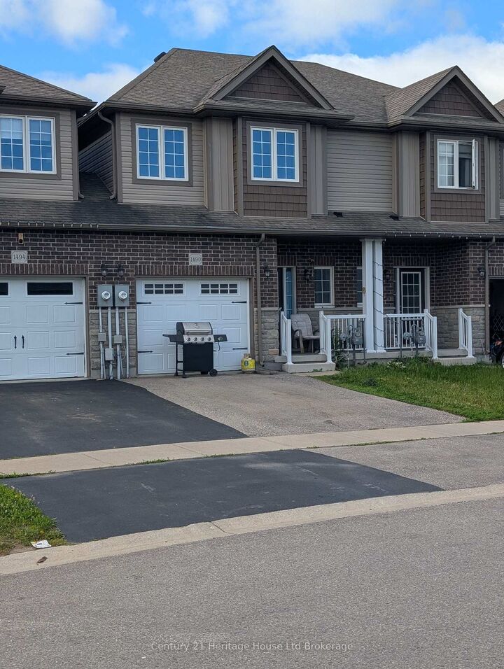 1490 Caen Avenue — photo 1