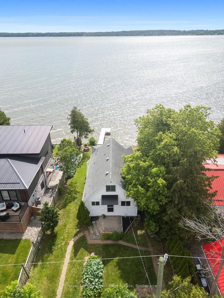 Property Photo: 36 Wakeford Road ON K0M 2C0