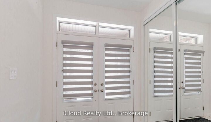 Property Photo: 98 Eberly Woods Drive ON L7C 0Y9