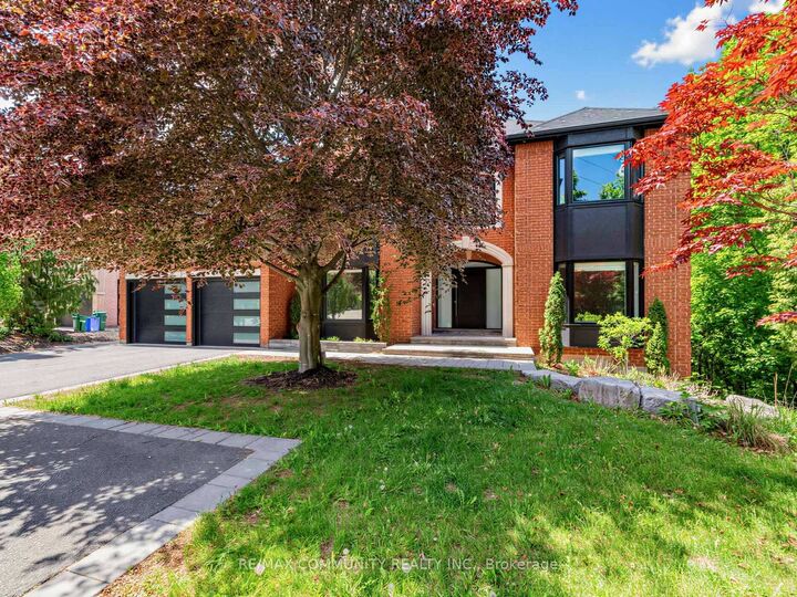 Property Photo: 806 Clarence Street E ON L4L 8V2