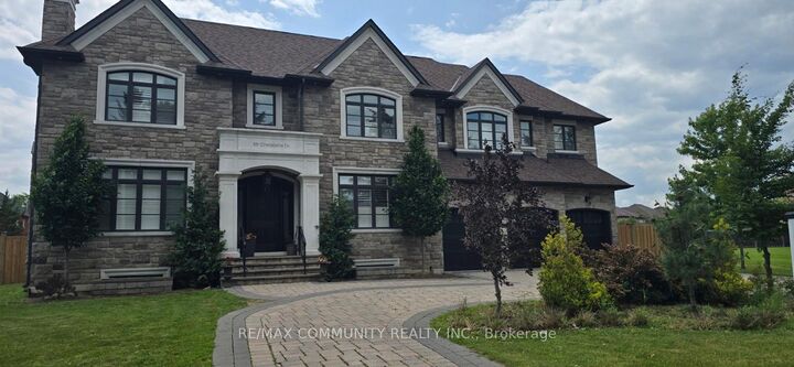 Property Photo: 65 Chatelaine Drive ON L3S 3W7