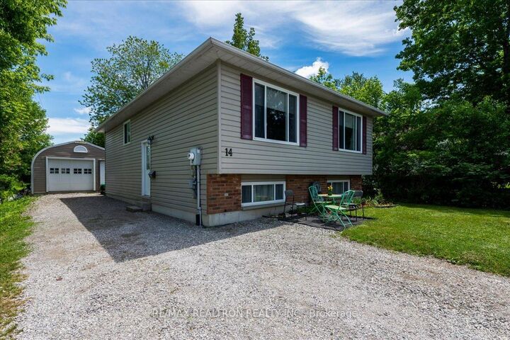 Property Photo: 14 Courtland Street ON L3V 1A5