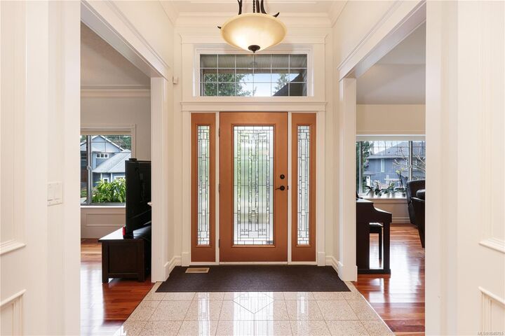 Property Photo: 3151 Klanawa Cres BC V9N 3Z9