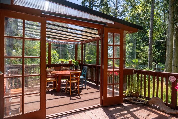 Property Photo:  7913 Swanson View Dr  BC V0N 2M2 