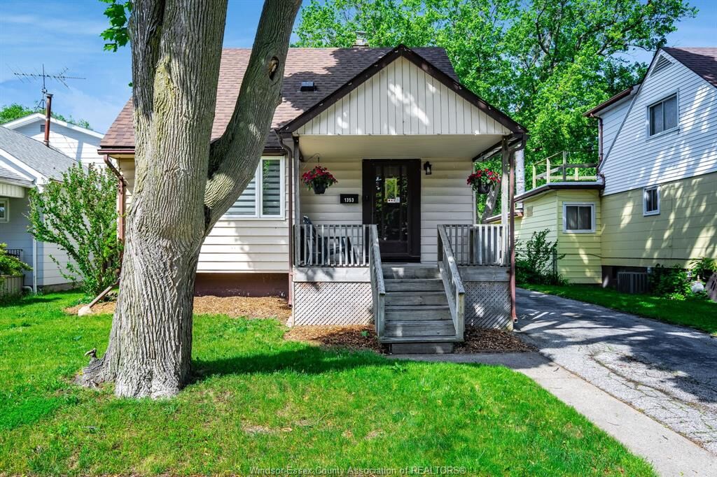 Property Photo: 1353 George Avenue ON N8Y 2X8