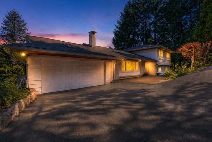 670 St. Andrews Road — photo 1