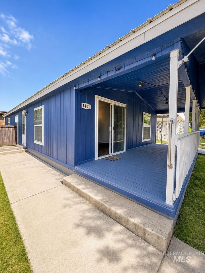 Property Photo: 1401 Republic Lane ID 83617
