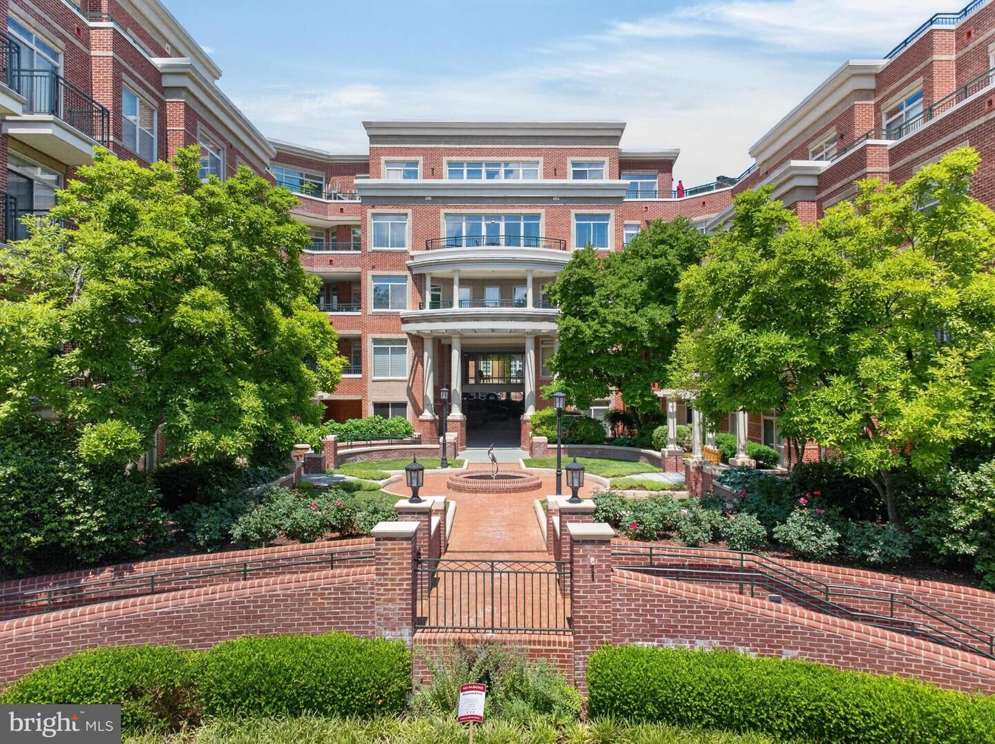 Property Photo:  66 Franklin Street 412  MD 21401 