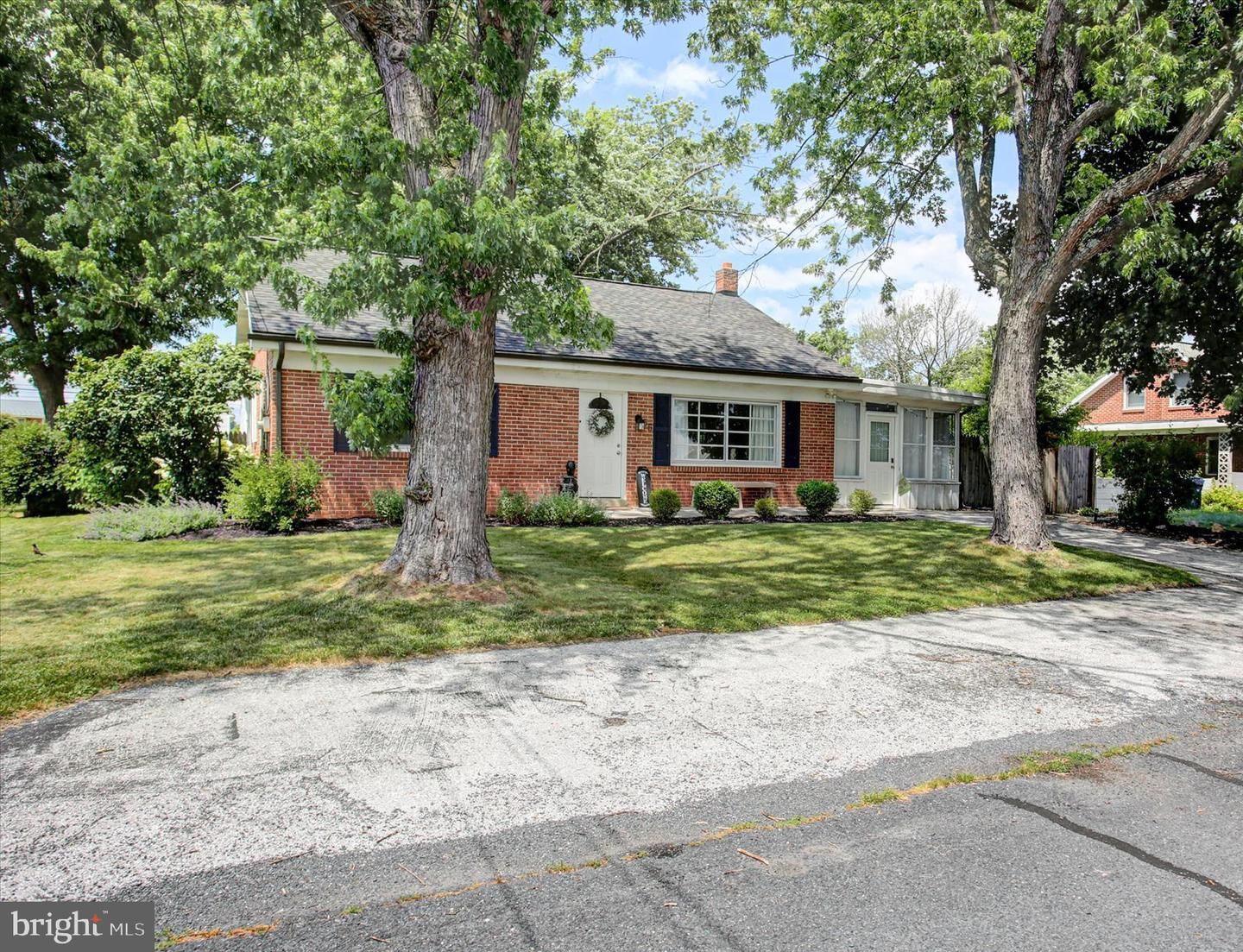 Property Photo:  55 Clearview Lane  PA 17307 
