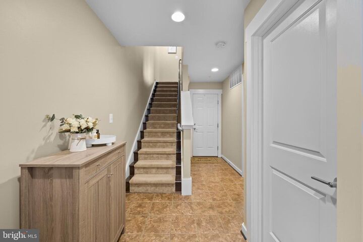 Property Photo:  22499 Verde Gate Terrace  VA 20148 
