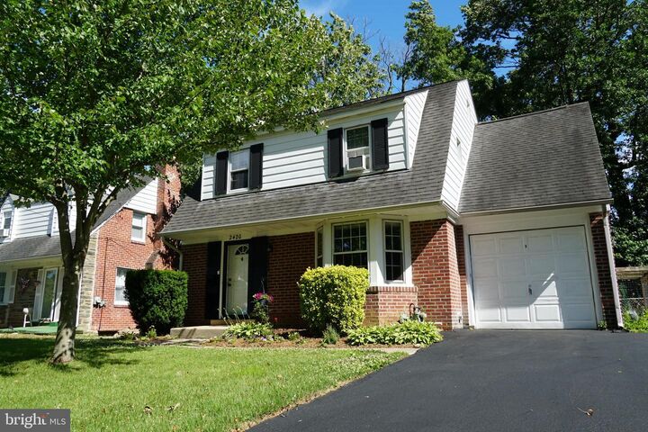 Property Photo: 2420 Franklin Avenue PA 19018