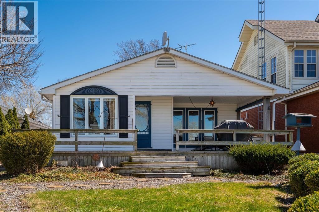 Property Photo:  2995 St. Clair Parkway  ON N0P 2H0 