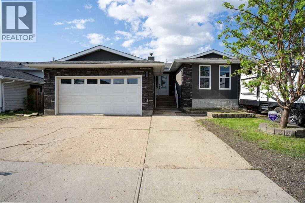 Property Photo:  106 Cruickshank Road  AB T9K 1K6 