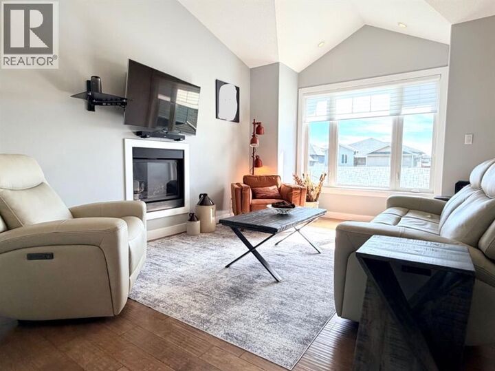 Property Photo:  718 24 Street  AB T9W 0B6 