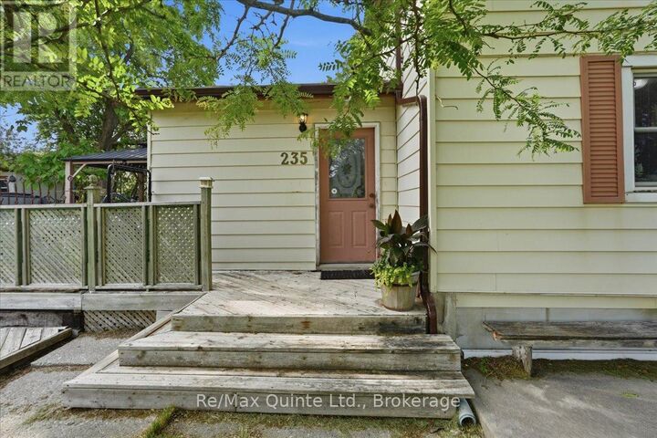 Property Photo: 235 Pine Street ON K8N 2N3