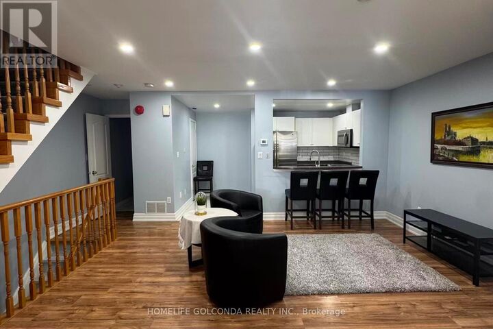 Property Photo: 108 Finch Avenue West B25 ON M2N 6W6