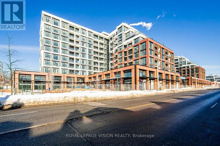 Property Photo: 858 Dupont Street 819 ON M6G 0C1
