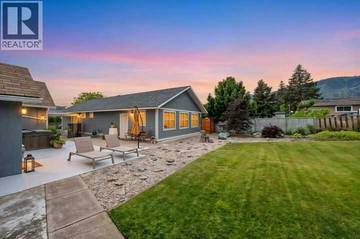 Property Photo: 860 Fairview Road BC V0H 1T6