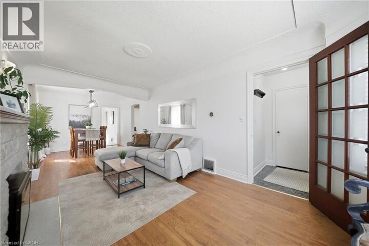Property Photo:  280 East 11th Street  ON L9A 3T7 
